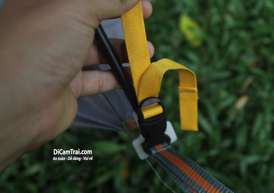 chống gió cho lều cắm trại